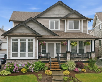 16459 59a Avenue, Surrey, BC, Cloverdale BC — 6 bed single family residence for sale