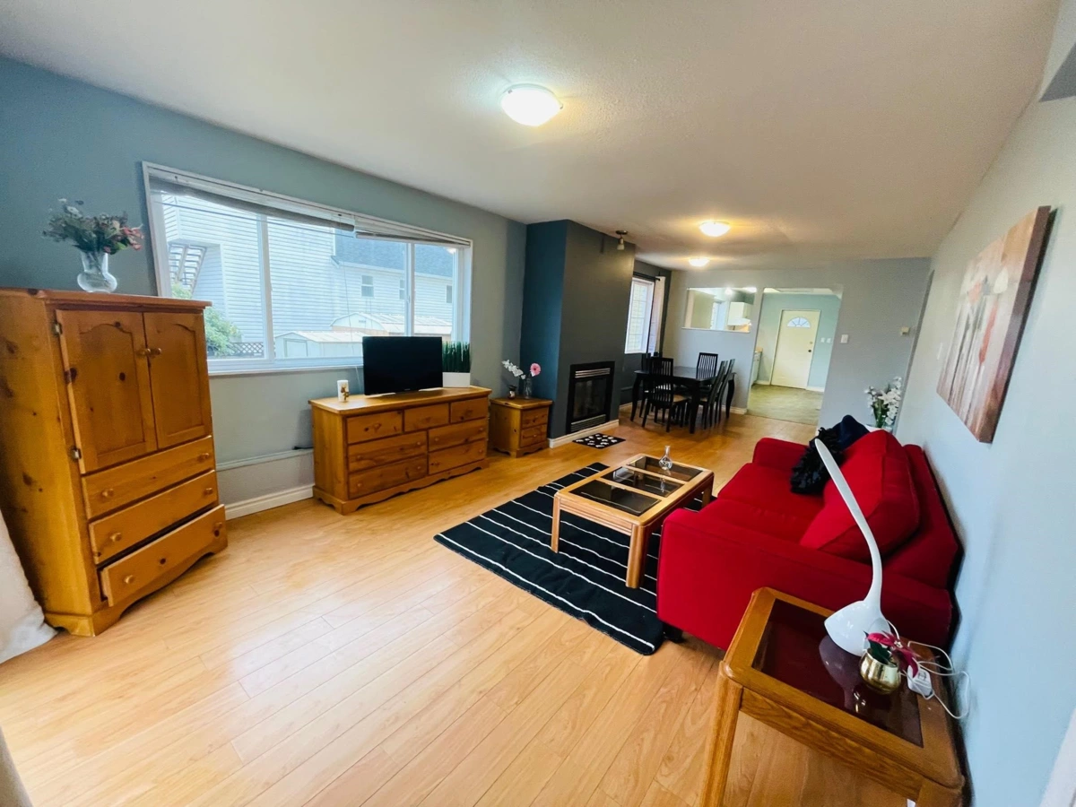 Exterior Rear Photo of 982 Keil Street, White Rock, BC