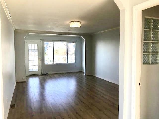 Guest Bathroom Photo of 982 Keil Street, White Rock, BC