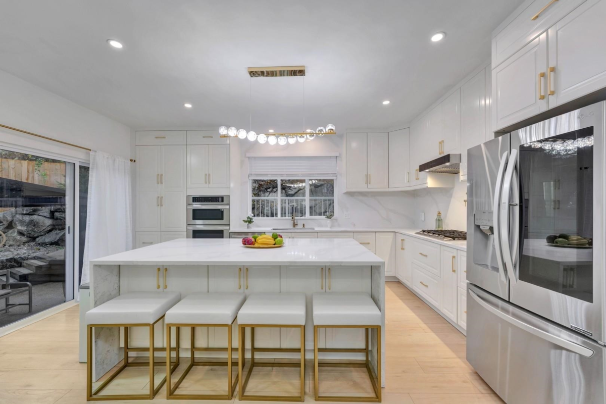 Bedroom 2 Photo of 15100 61 Avenue, Surrey, BC