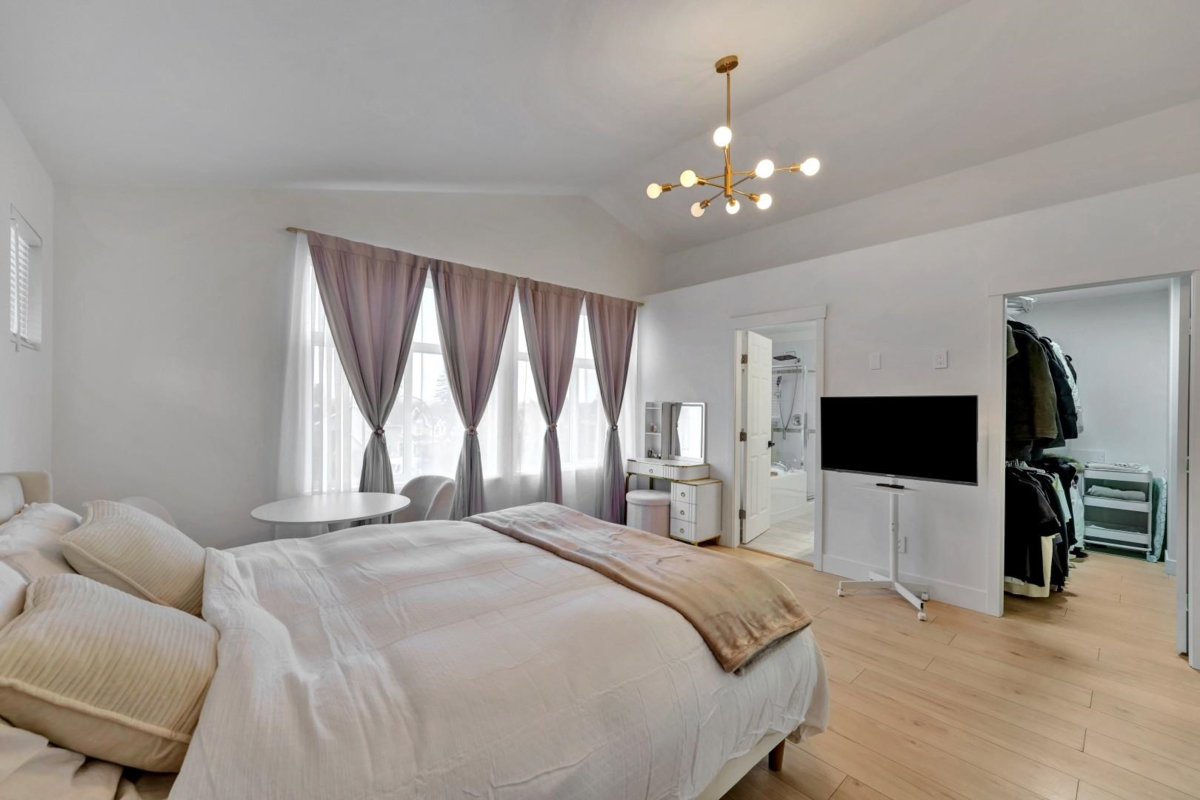 Loft / Bonus Room Photo of 15100 61 Avenue, Surrey, BC