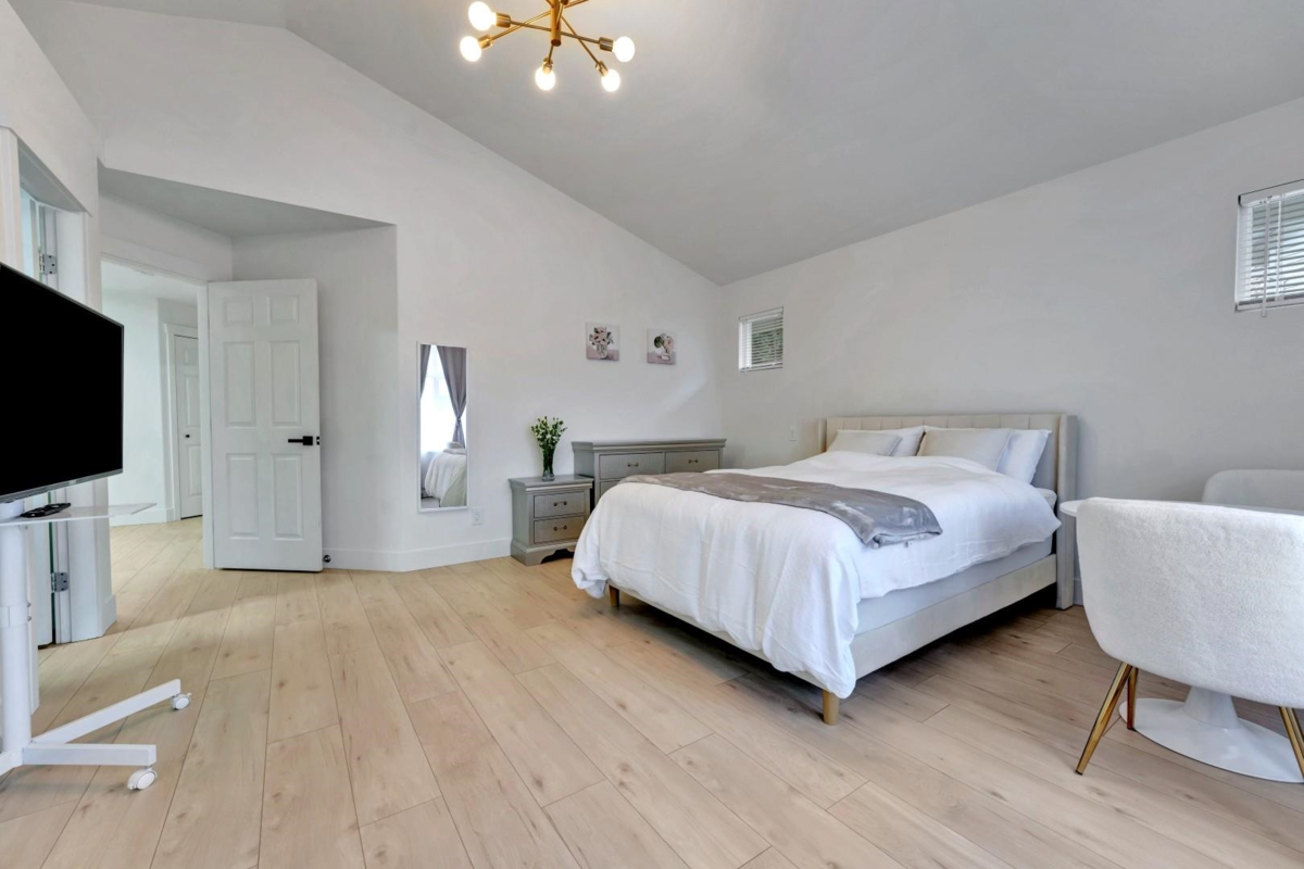 Office / Den Photo of 15100 61 Avenue, Surrey, BC