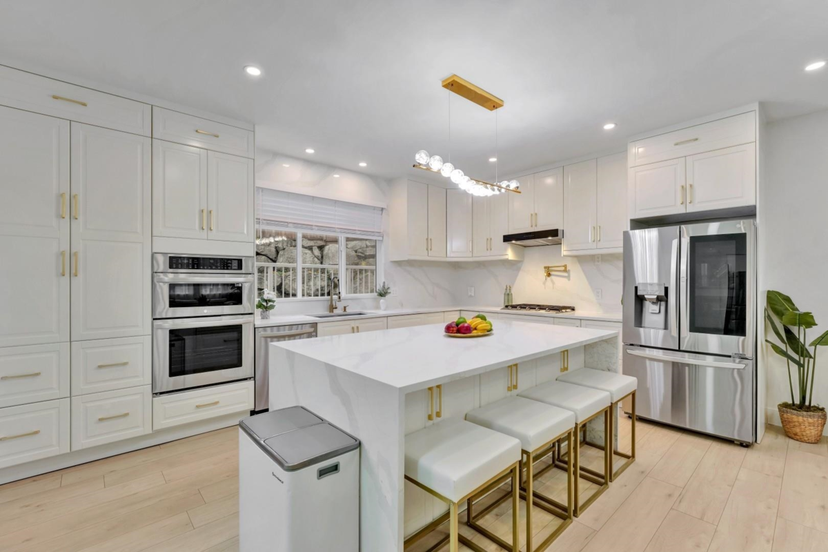 Primary Bedroom Photo of 15100 61 Avenue, Surrey, BC