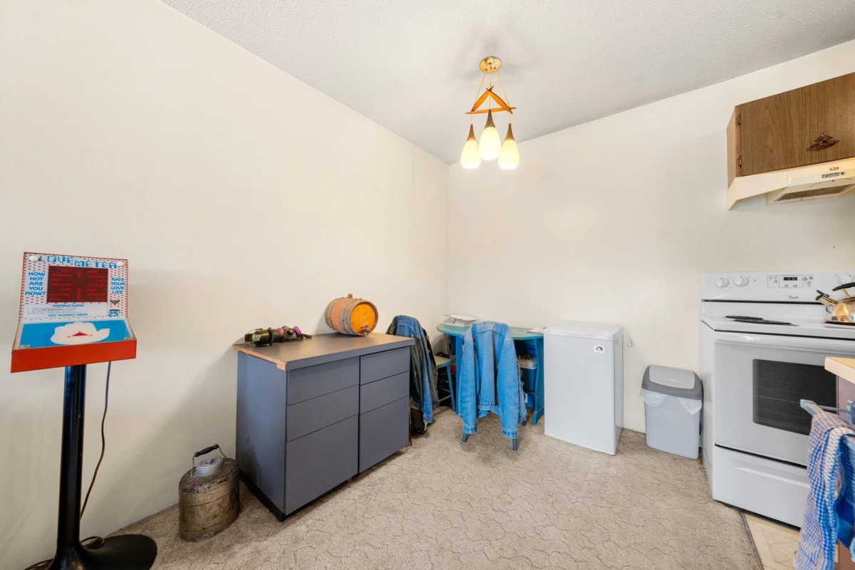 Bedroom 2 Photo of 309 135 W 21st Street, North Vancouver, BC
