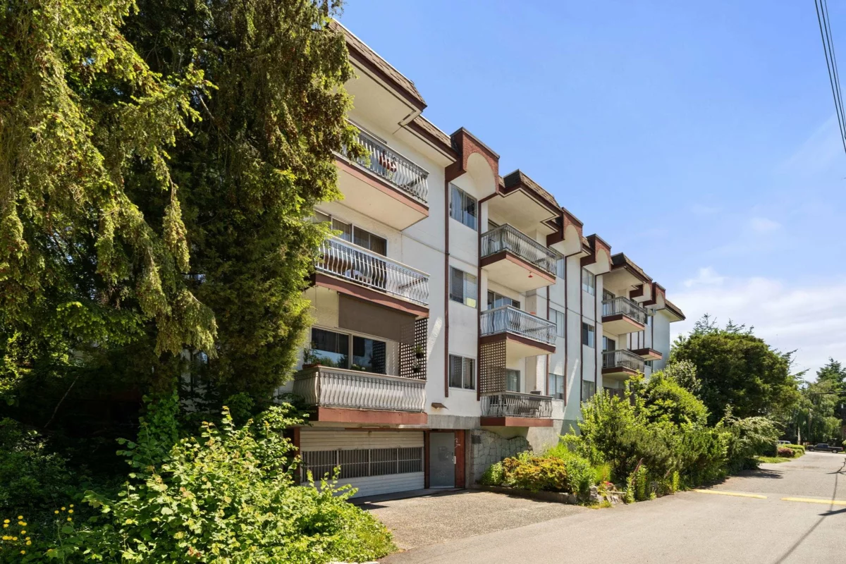 Staircase Photo of 309 135 W 21st Street, North Vancouver, BC