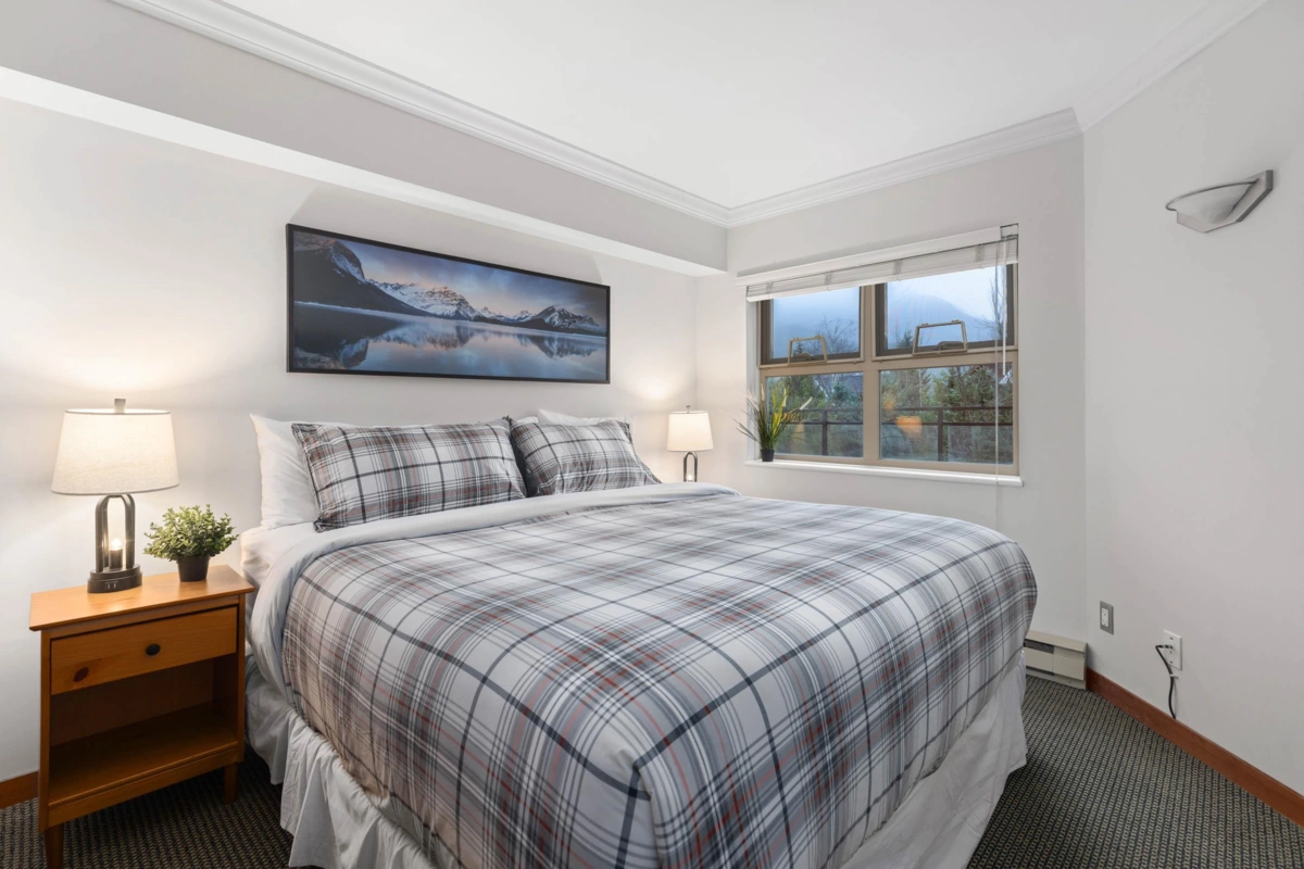 Kitchen Photo of 217 2050 Lake Placid Road, Whistler, BC