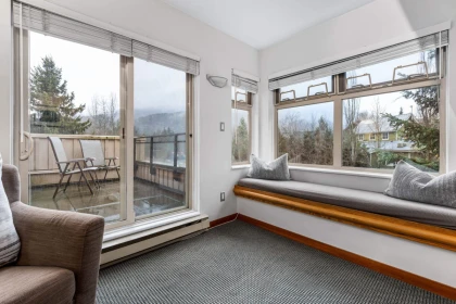 217 2050 Lake Placid Road, Whistler, BC, Whistler — Apartment/Condo for sale