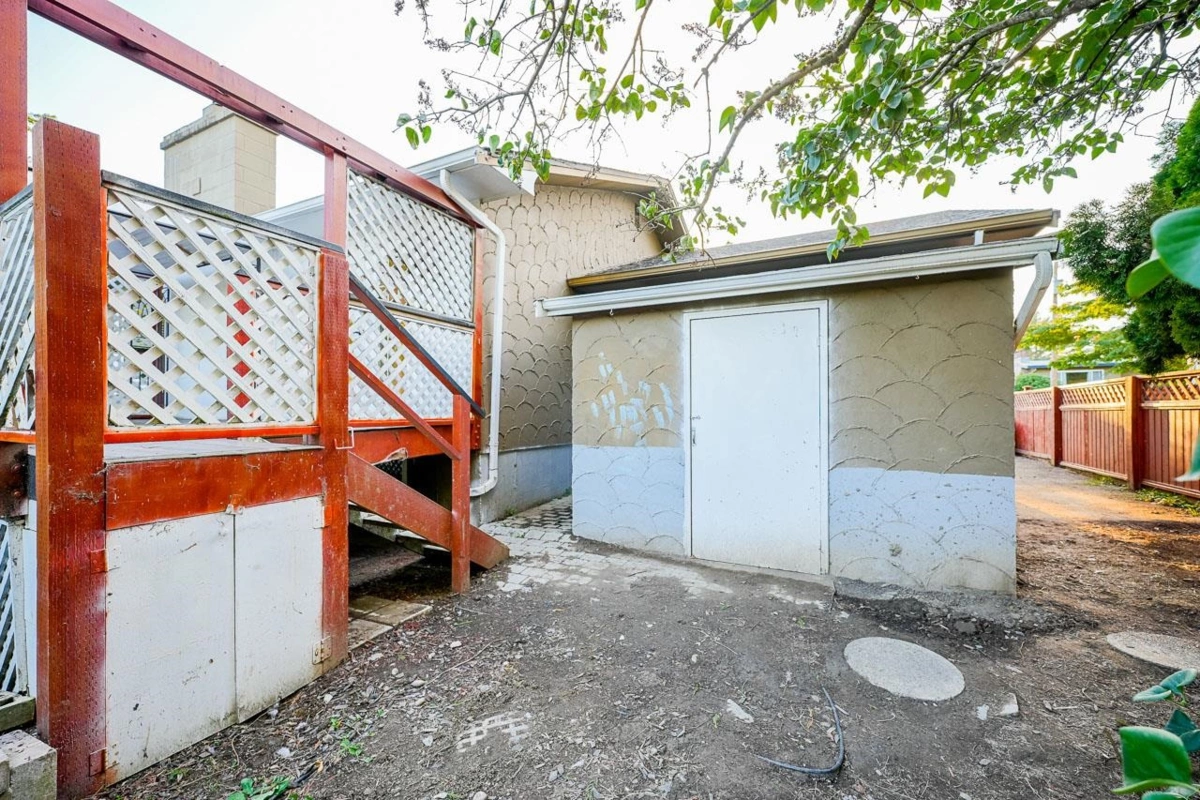 Garage Interior Photo of 10042 Fairbanks Crescent, Chilliwack, BC