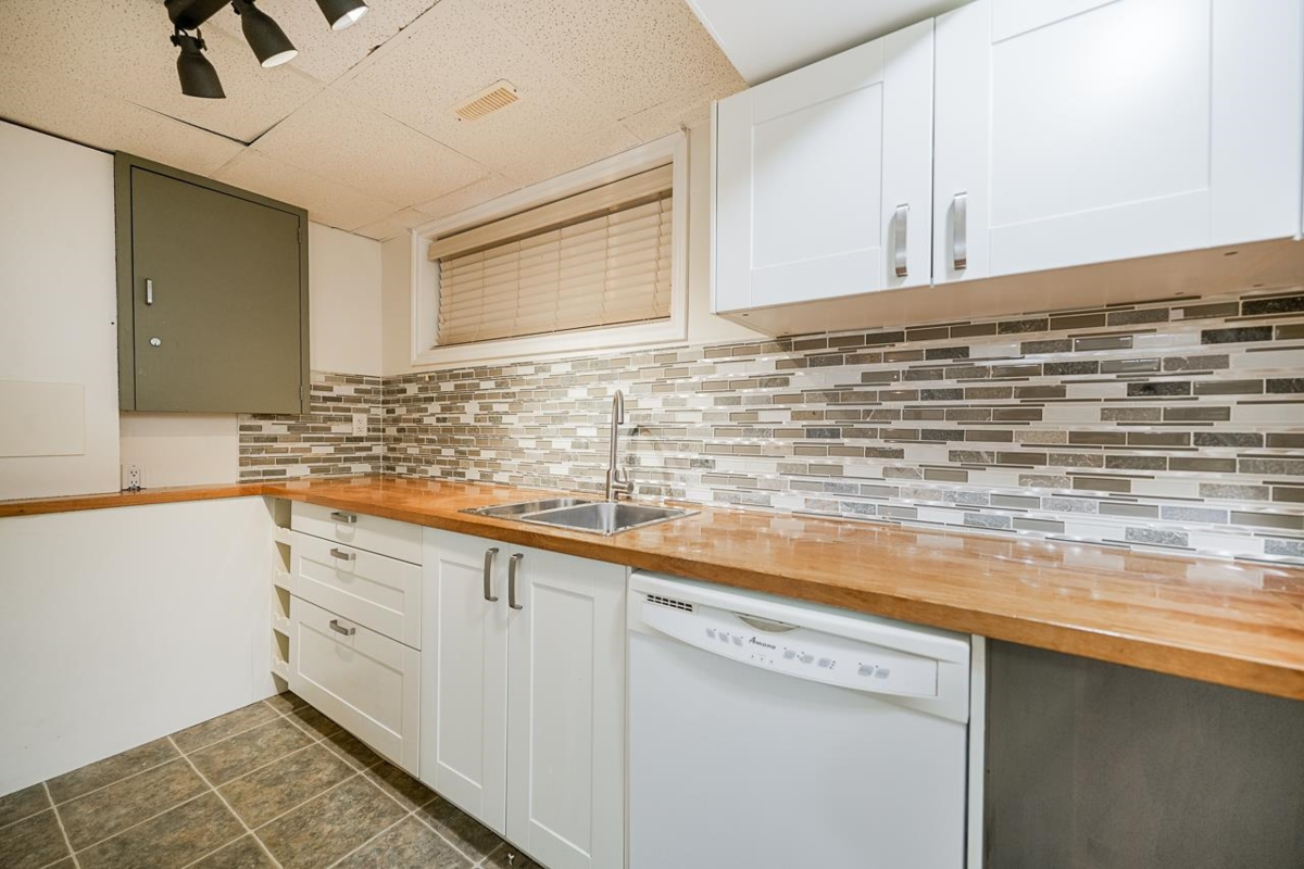Laundry Room Photo of 10042 Fairbanks Crescent, Chilliwack, BC