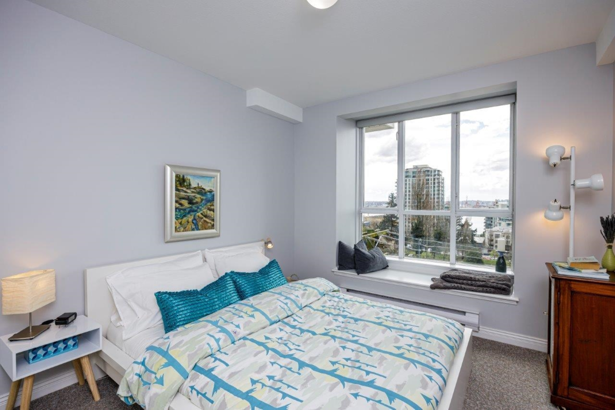 Powder Room Photo of 410 155 E 3rd Street, North Vancouver, BC