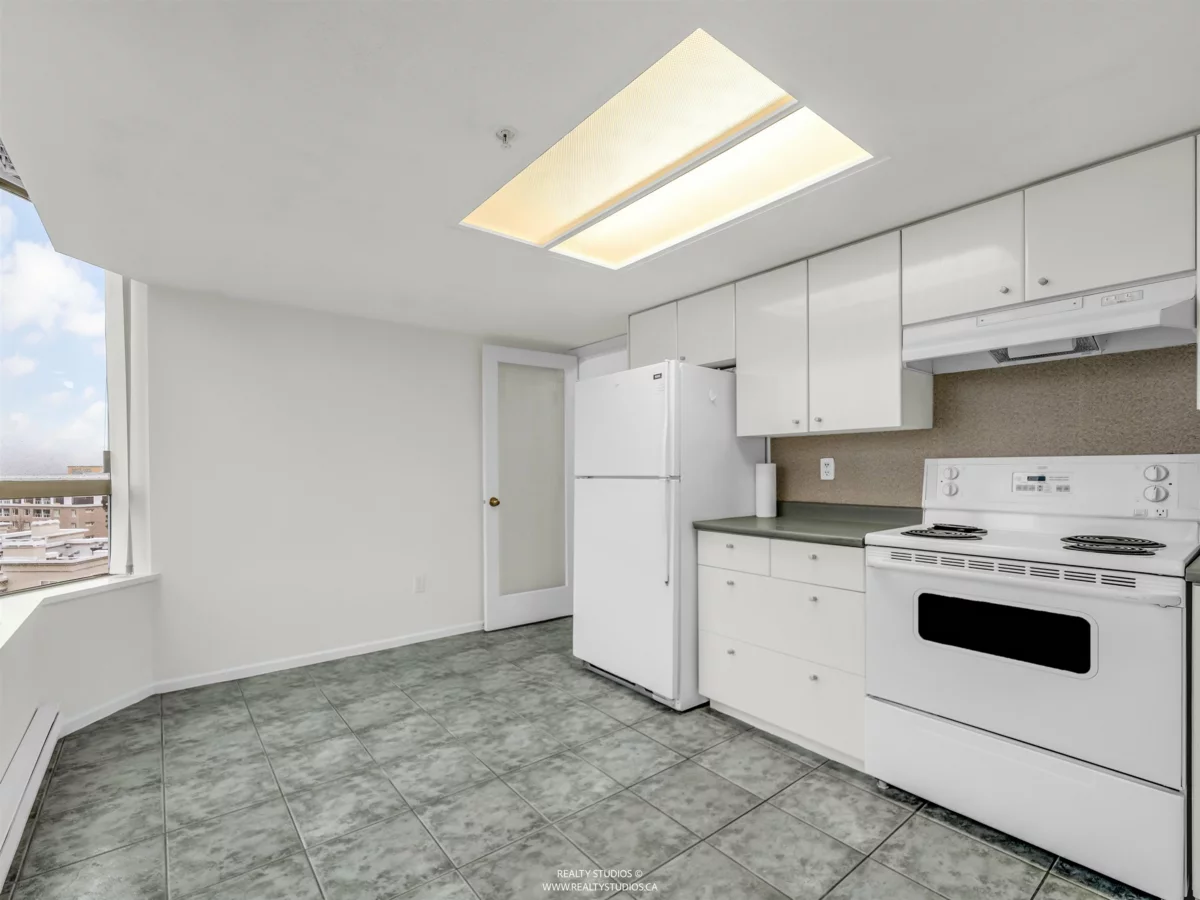 Walk-In Closet Photo of 907 1196 Pipeline Road, Coquitlam, BC