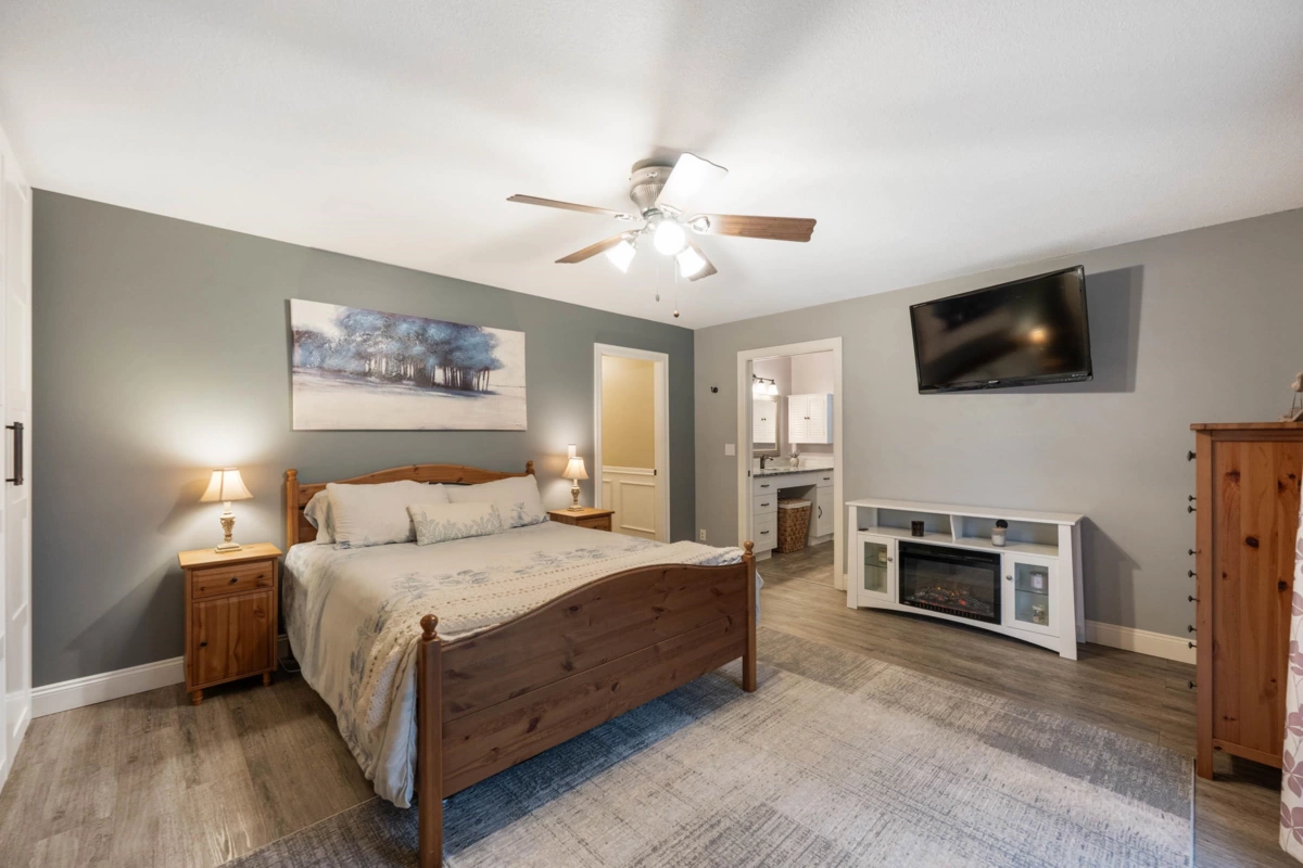 Laundry Room Photo of 5259 197a Street, Langley, BC