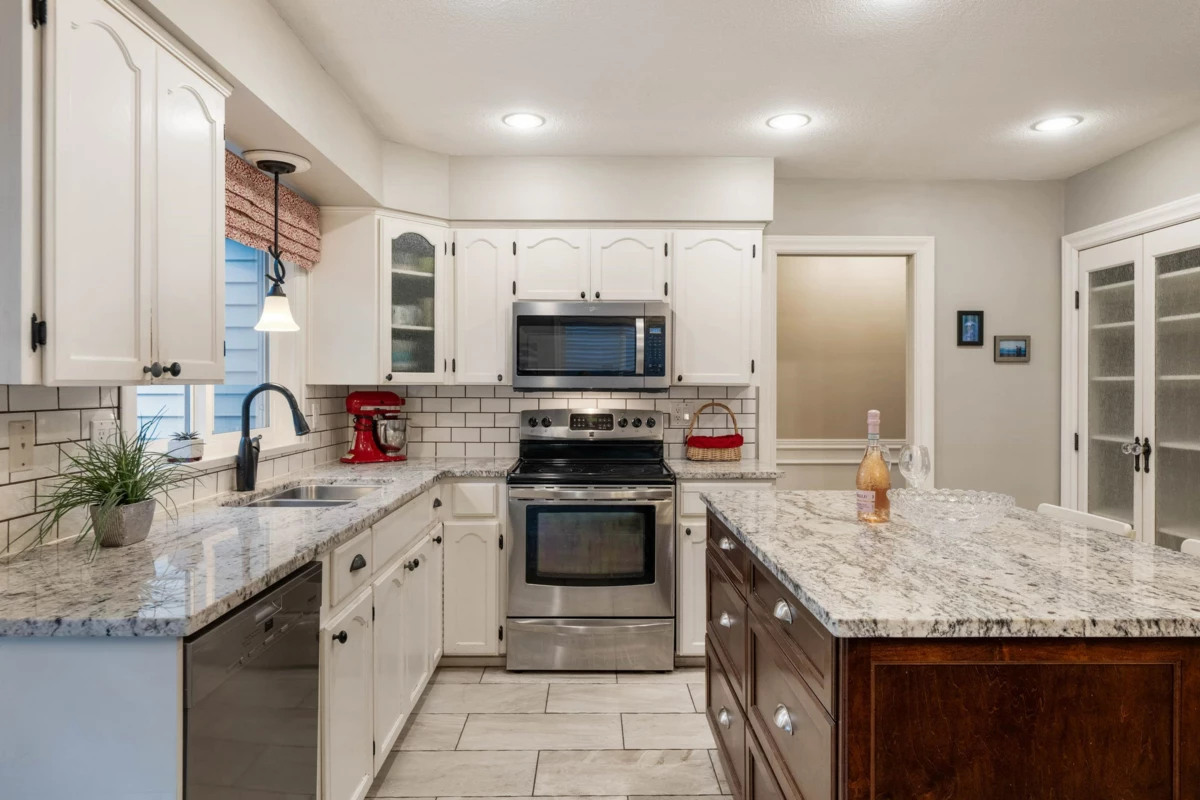 Walk-In Closet Photo of 5259 197a Street, Langley, BC