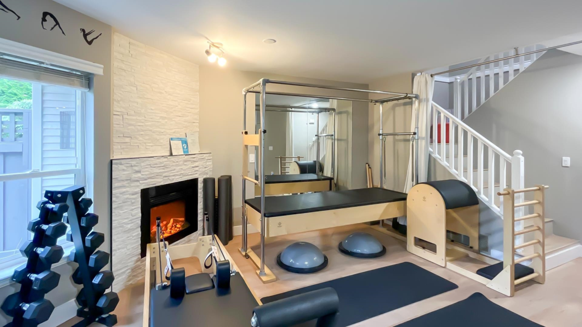 Dining Area Photo of 315 16233 82 Avenue, Surrey, BC