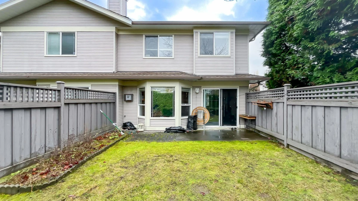 Garage Interior Photo of 315 16233 82 Avenue, Surrey, BC