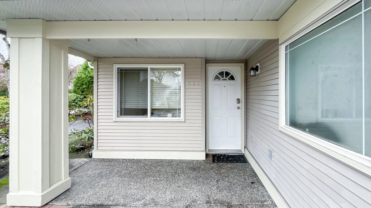 Living Room Photo of 315 16233 82 Avenue, Surrey, BC
