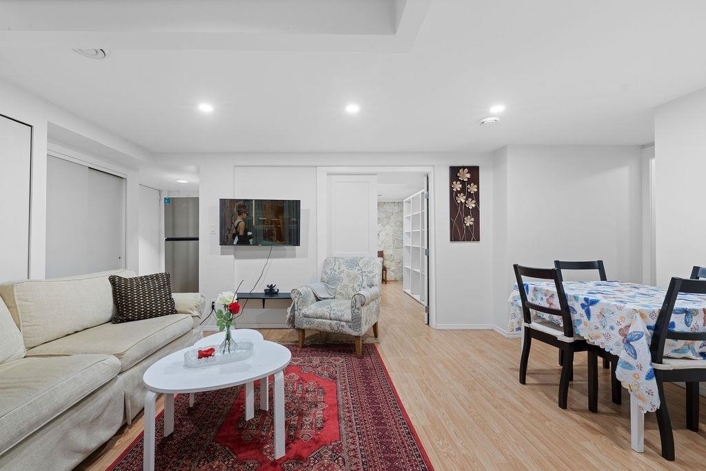 Backyard Photo of 1436 Grand Boulevard, North Vancouver, BC