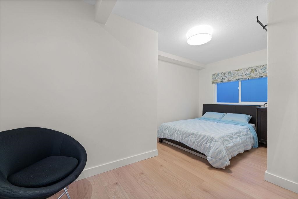 Guest Bathroom Photo of 1436 Grand Boulevard, North Vancouver, BC