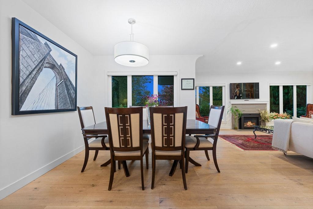 Walk-In Closet Photo of 1436 Grand Boulevard, North Vancouver, BC