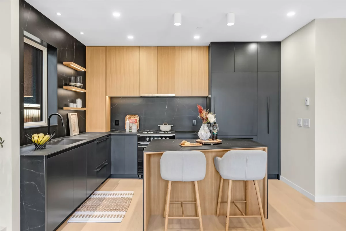 Primary Bedroom Photo of 2 2764 W 14th Avenue, Vancouver, BC