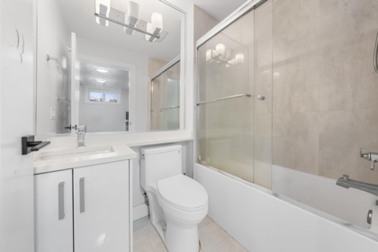 Hot Tub / Spa Photo of 6751 Knight Street, Vancouver, BC