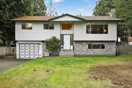 4571 198 Street, Langley, BC, Langley — Single Family Residence for sale