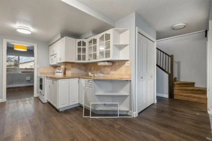 Kitchen Photo of 20 46689 First Avenue, Chilliwack, BC