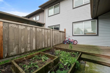 Outdoor Kitchen Photo of 20 46689 First Avenue, Chilliwack, BC