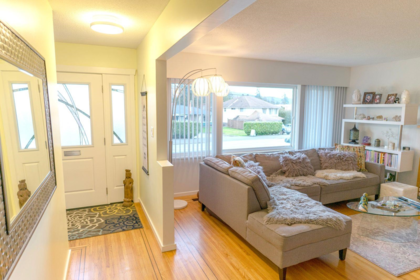 21776 Mountainview Crescent, Maple Ridge, BC, Maple Ridge — Single Family Residence for sale
