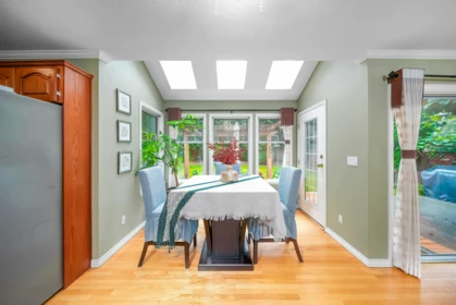 Powder Room Photo of 14872 25a Avenue, Surrey, BC