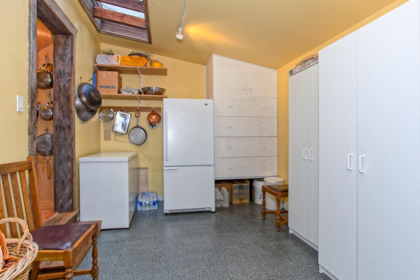 Primary Bathroom Photo of 4525 W River Road, Delta, BC