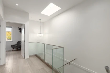 Basement Recreation Room Photo of 220 E 40th Avenue, Vancouver, BC