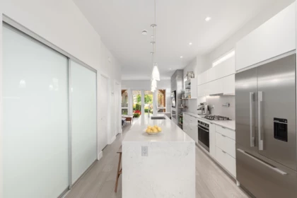 Kitchen Island Photo of 220 E 40th Avenue, Vancouver, BC