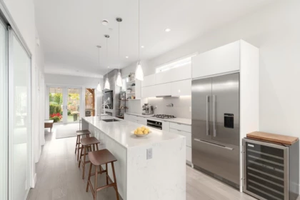Kitchen Photo of 220 E 40th Avenue, Vancouver, BC