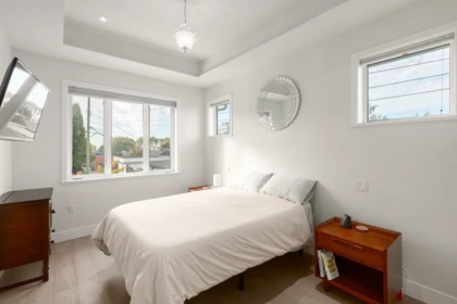 Mudroom Photo of 220 E 40th Avenue, Vancouver, BC