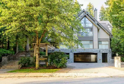 303 180 Ravine Drive, Port Moody, BC, Port Moody — Apartment/Condo for sale