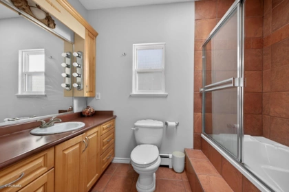 Basement Recreation Room Photo of 14170 65 Avenue, Surrey, BC