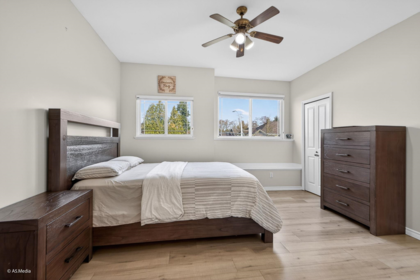 Powder Room Photo of 14170 65 Avenue, Surrey, BC