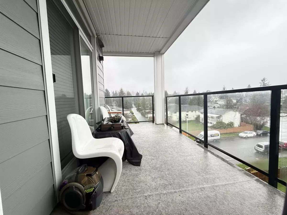 Mudroom Photo of 4413 2180 Kelly Street, Port Coquitlam, BC