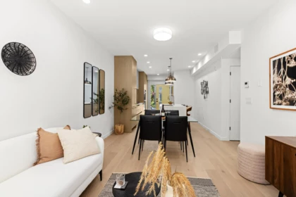 4815 Laurel Street, Vancouver, BC, Vancouver — Townhouse for sale
