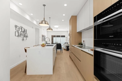 4815 Laurel Street, Vancouver, BC, Vancouver — Townhouse for sale