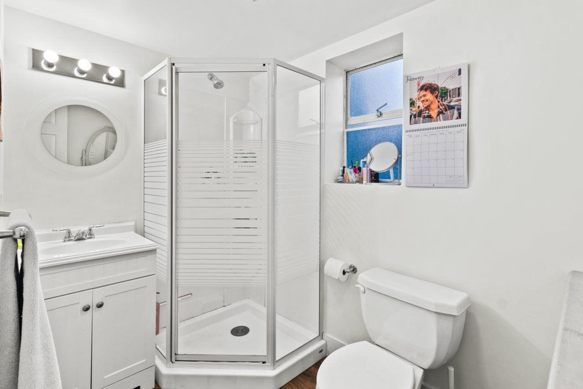 Garage Interior Photo of 1341 Parker Street, White Rock, BC