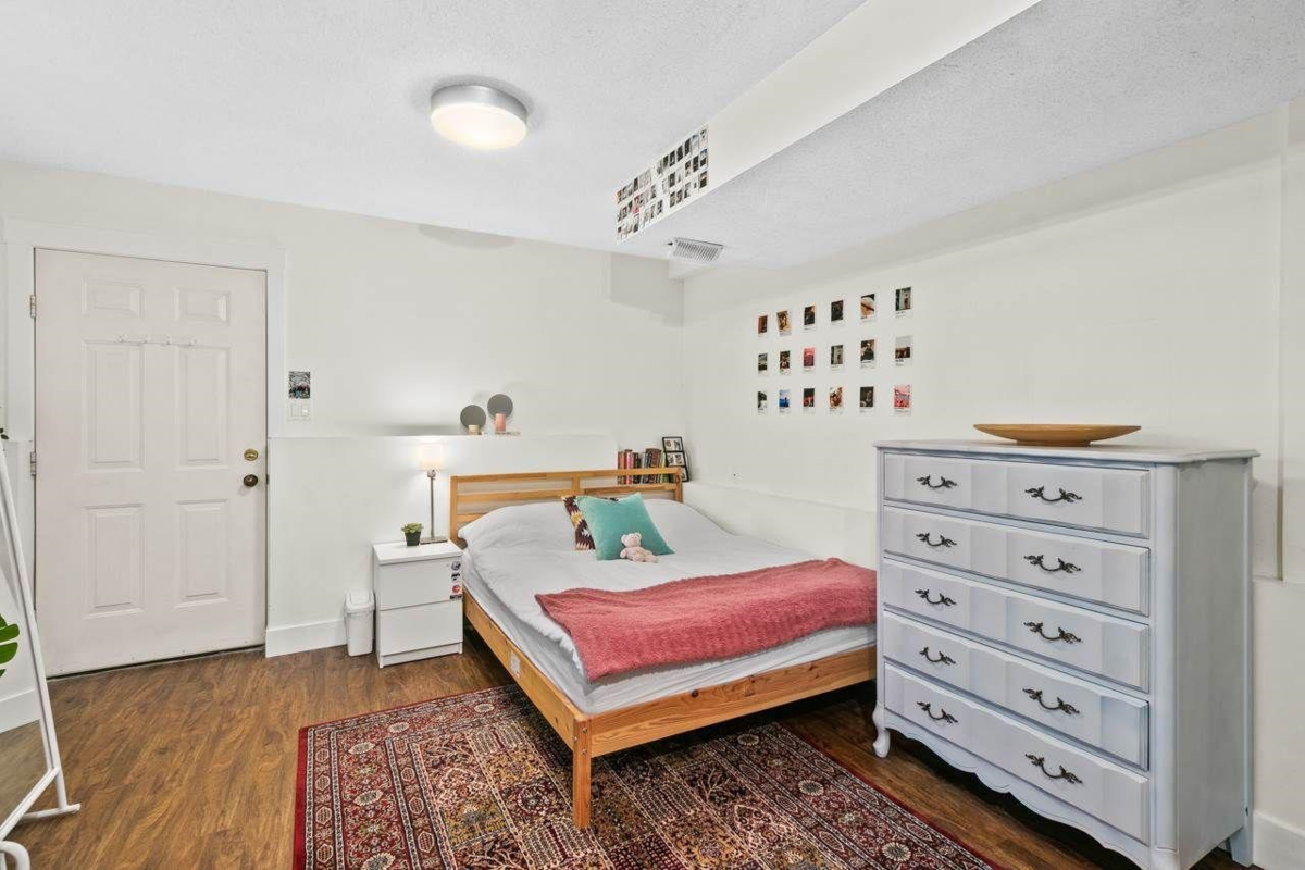 Mudroom Photo of 1341 Parker Street, White Rock, BC