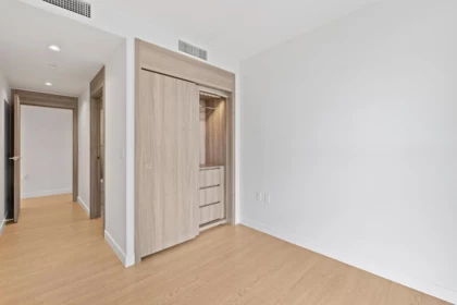 Primary Bathroom Photo of 684 87 Nelson Street, Vancouver, BC