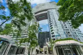 684 87 Nelson Street, Vancouver, BC