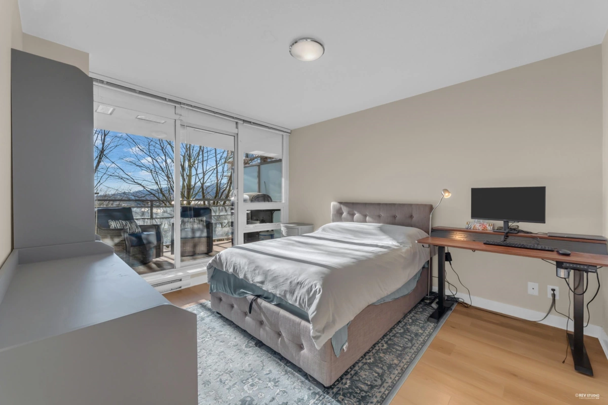 Office / Den Photo of 705 2978 Glen Drive, Coquitlam, BC