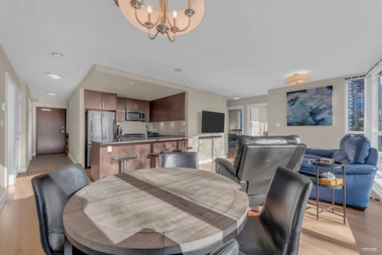 705 2978 Glen Drive, Coquitlam, BC