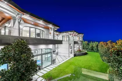 Aerial View of 839 Eyremount Drive, West Vancouver, BC