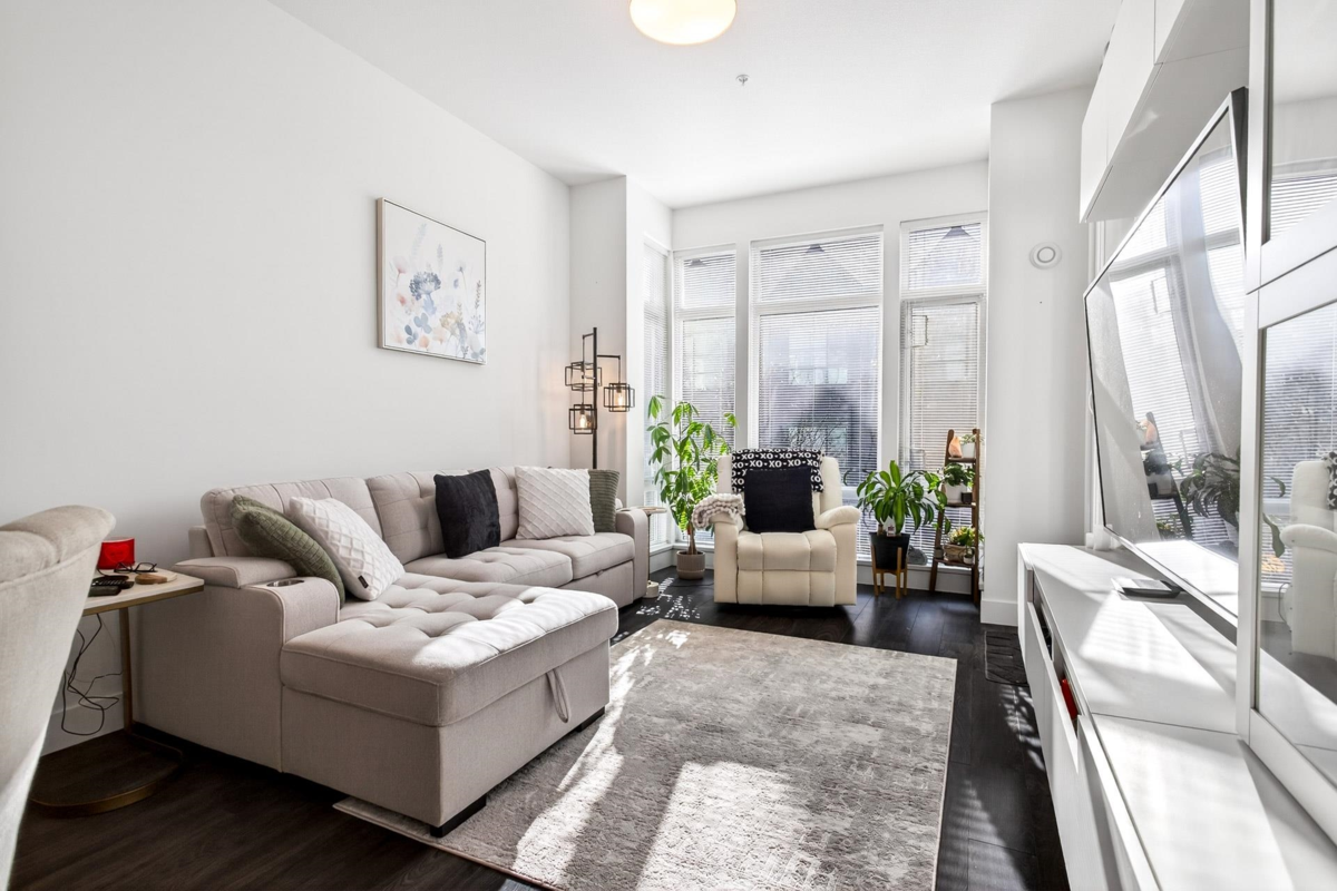 Kitchen Island Photo of 213 2393 Ranger Lane, Port Coquitlam, BC