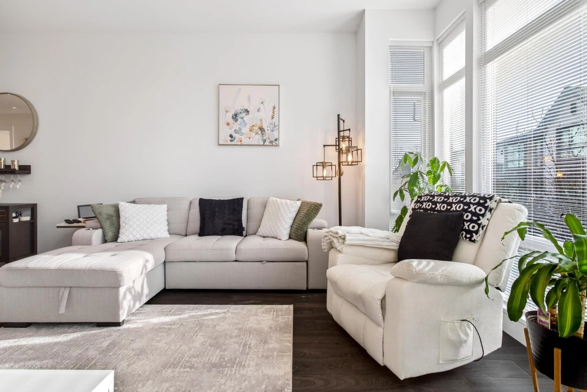 Primary Bathroom Photo of 213 2393 Ranger Lane, Port Coquitlam, BC